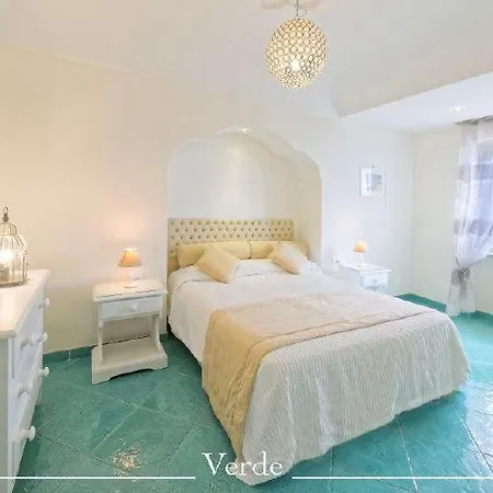 Forio Sleeps 4 With Pool Air Con And Wifi